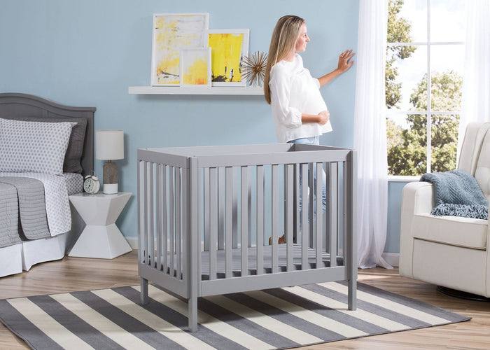 Delta Children Grey (180) Bennington Elite Mini Crib with Mattress
