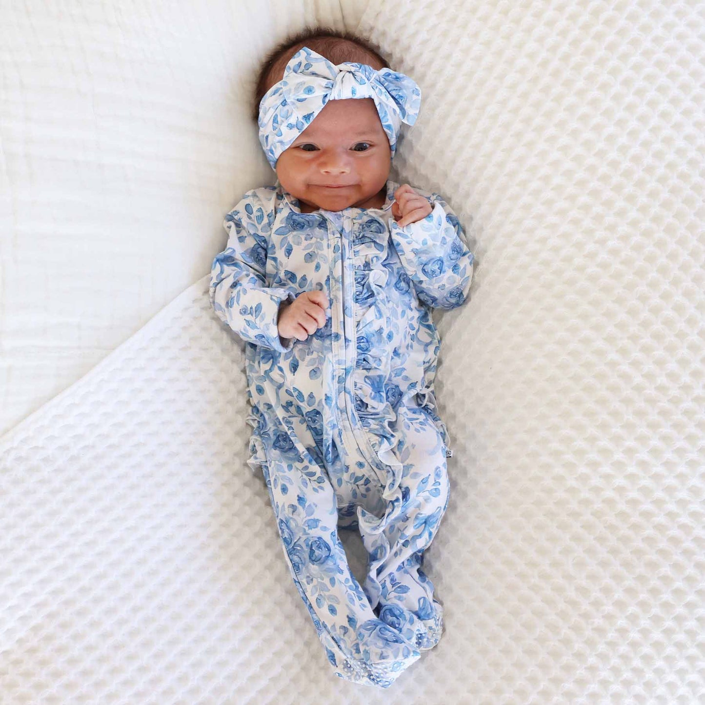 Betsy's Blooms Knit Large Bow Headwrap
