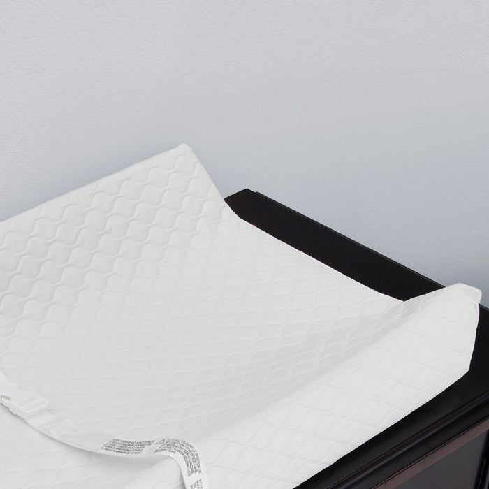 H59542 3148 comforpedic from beautyrest contour changing pad dresser 01