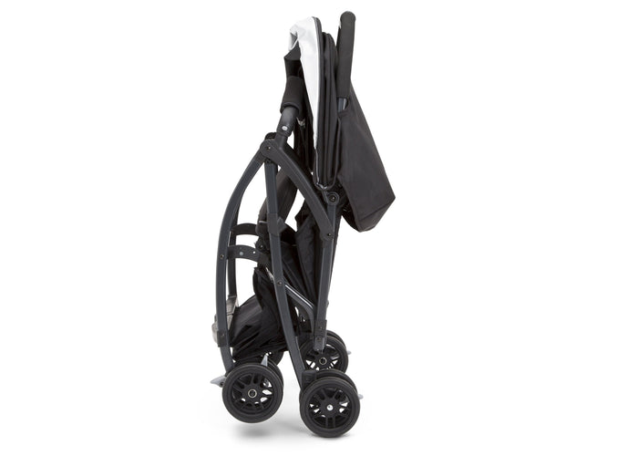 Jeep Ultralight Adventure Stroller by Delta Children, Dusk (2010), can be folded quickly and easily