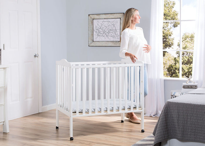 Delta Children Bianca (130) Portable Folding Crib with Mattress